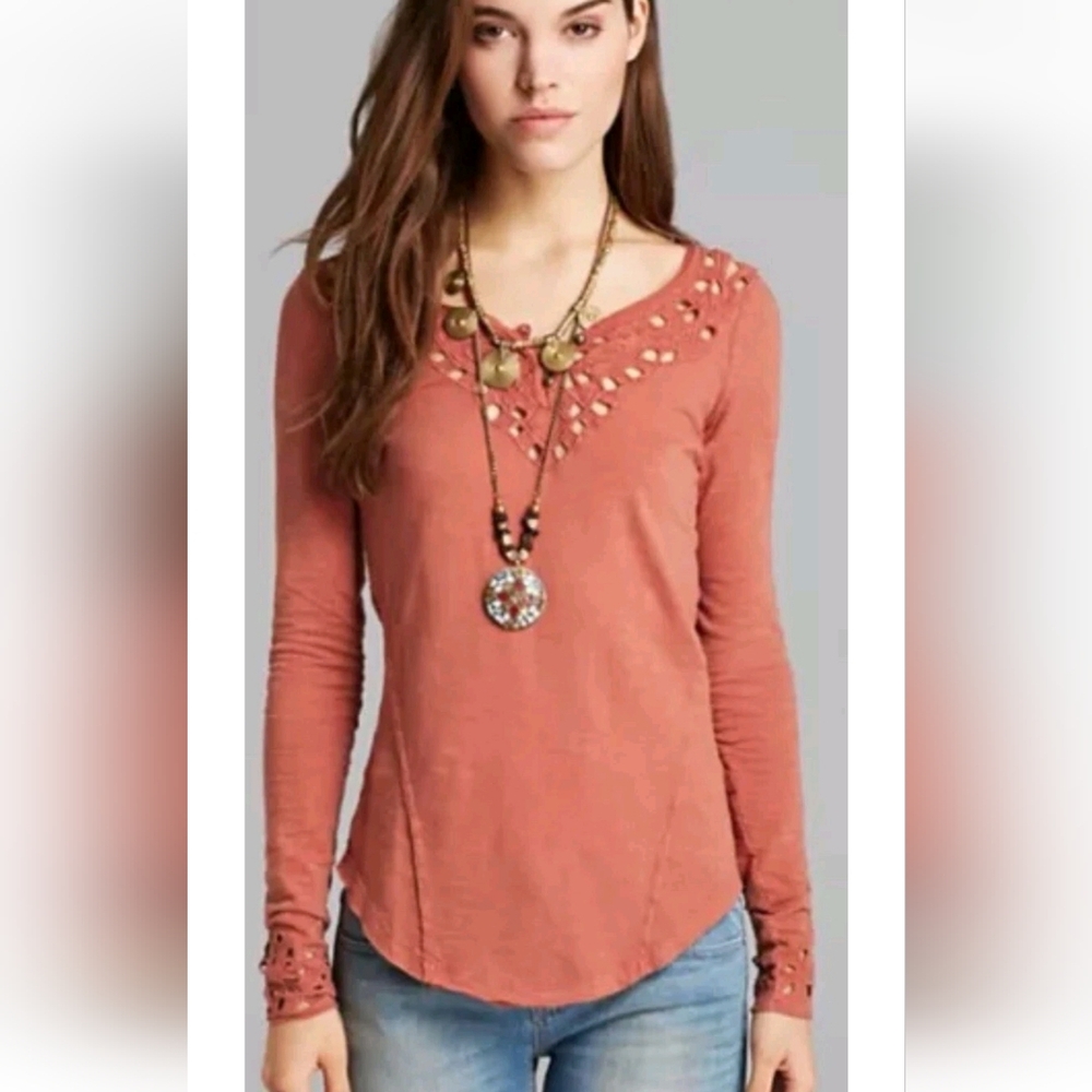 Free People Luna Women's Large Pink/Coral Laser Cutout Embroider Long Sleeve Top